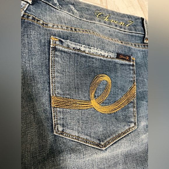 Seven7 Bootcut Jeans - Picture 2 of 8
